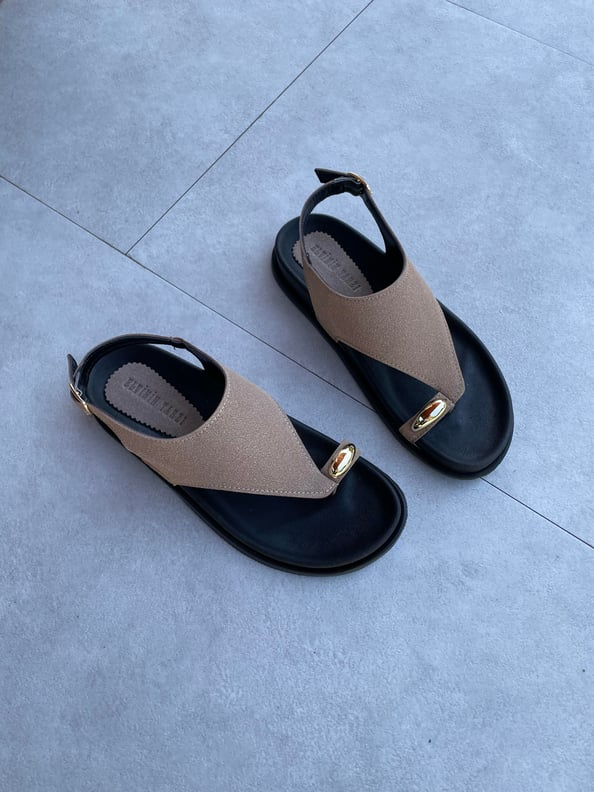 Liana Sandal
