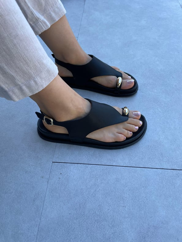 Liana Sandal